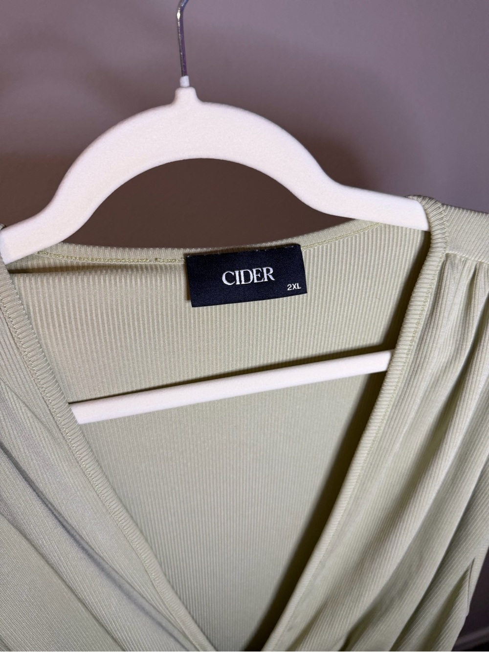 Cider Light Olive V-Neck Sleeveless Romper - Picture 3 of 3
